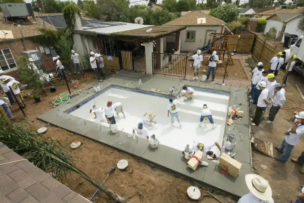 final touches of swimming pool